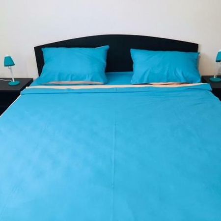 Ariana Apartment นาโวดาริ ภายนอก รูปภาพ